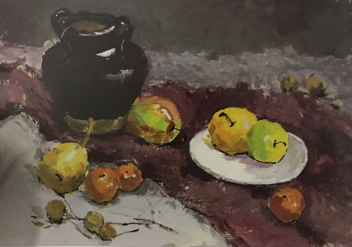 作构图基本稳定,主体突出,画面完整,有一定的色调关系。但主体物的色彩过于单调,水果及其高光的处理过于平均。