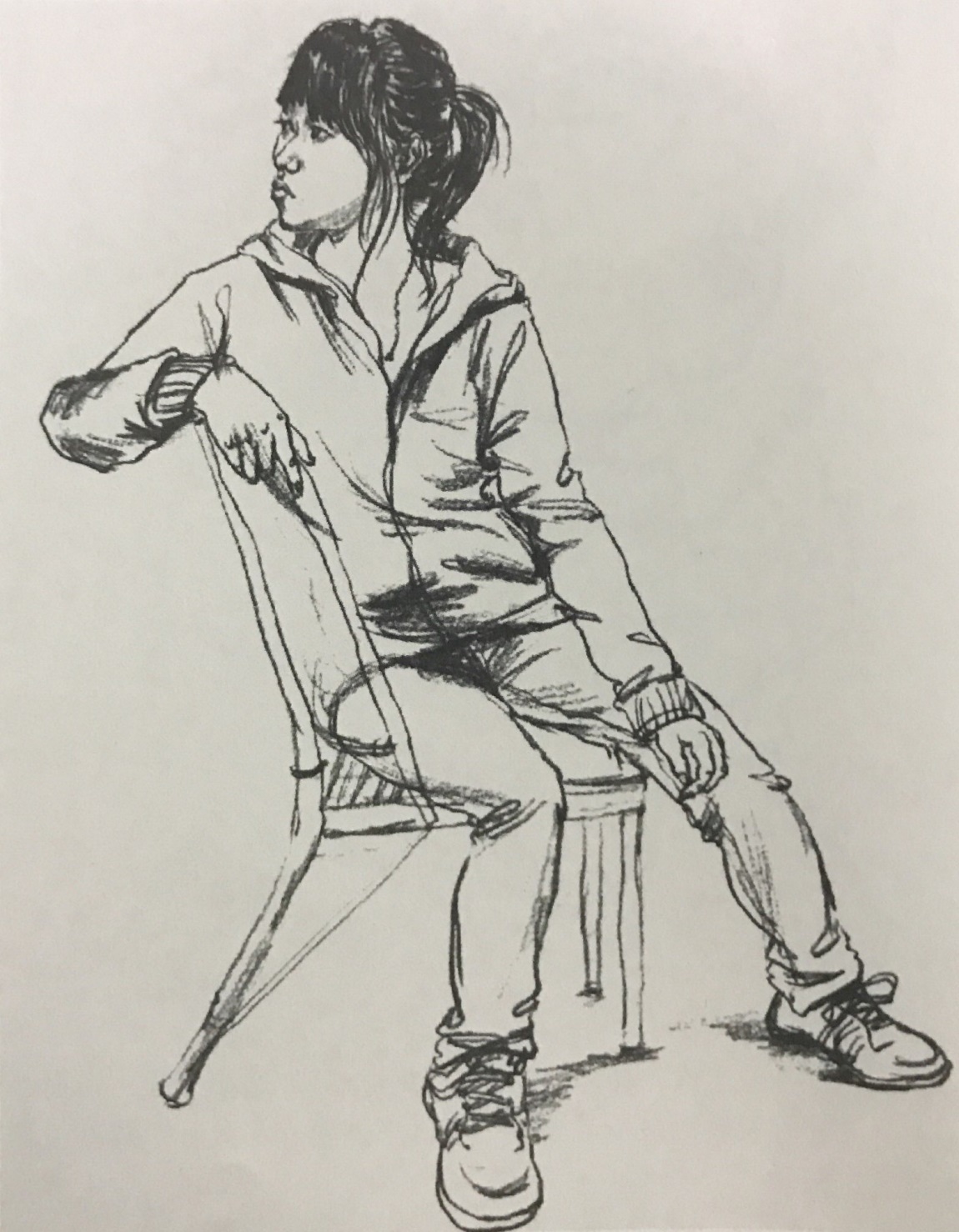 作品完整,造型深入,各形体结构均有一定表述。不足点是:语言不够洒脱,整体人物的形体关系推敲不够深入,有些平铺直叙的感觉。 作品完整,造型深入,各形体结构均有一定表述。不足点是:语言不够洒脱,整体人物的形体关系推敲不够深入,有些平铺直叙的感觉。