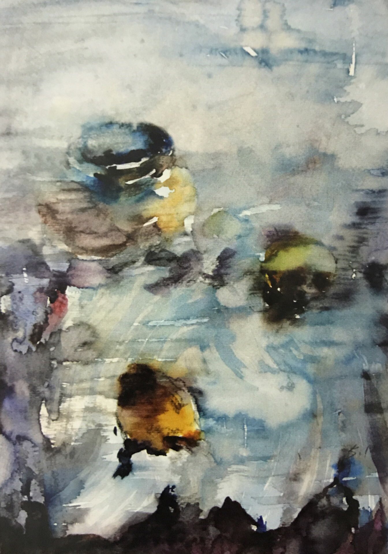 作品构图稳饱满,主体突出,画面完整,气氛充足。但物体及其特征的深入处理不够,近景的桌面与台布有些花,整体仍是一件不错的作品。