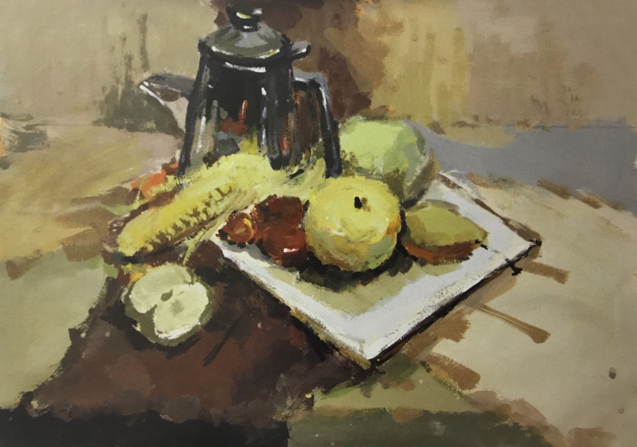 构图饱满,色调统一,关系完整,具有立体感和空间感,形体结构表达具有一定的笔法体现。不足点物体之间、物体与背景台布之间的互动关系偏弱。