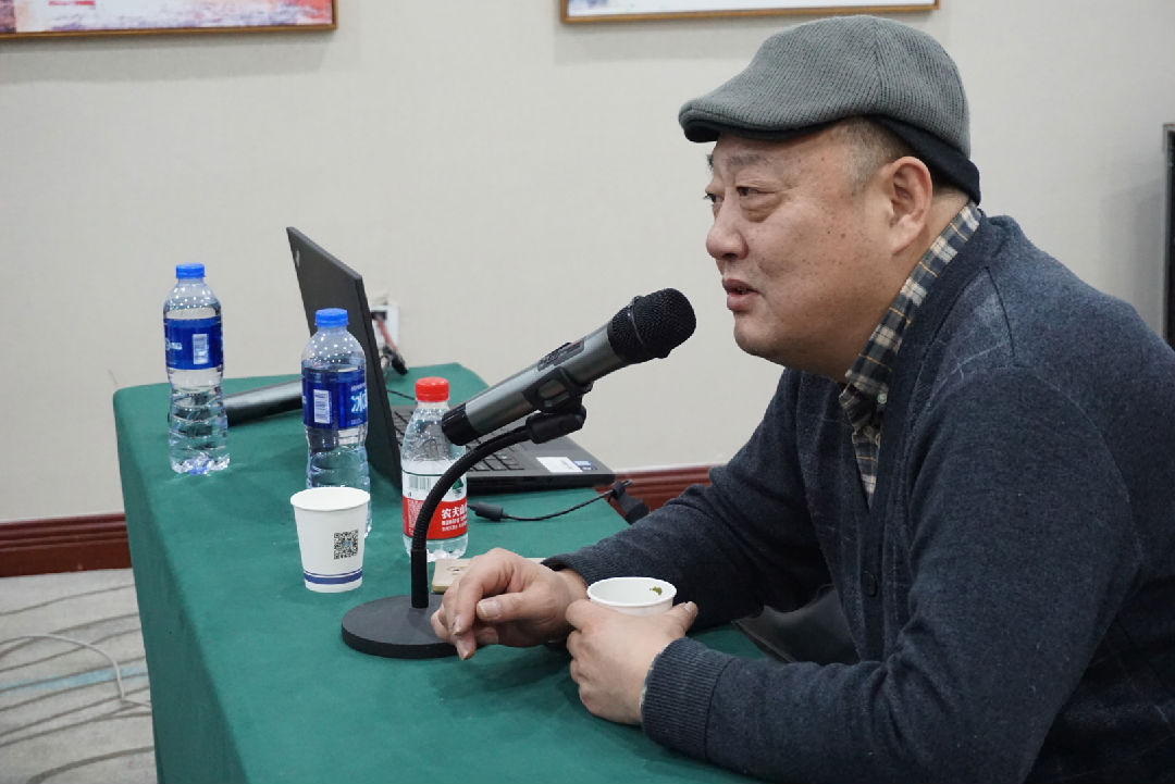 吕金柱老师讲授书法理论与实践教学